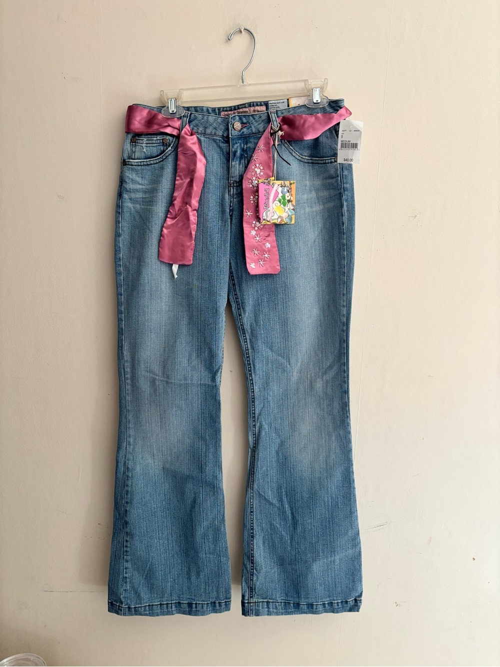 BRAND NEW Vintage Mudd Light Blue Flared Jeans with Pink Sash